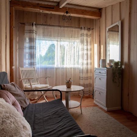 Laivu Maja Ezerkrasti-2 Hotell Alūksne Eksteriør bilde